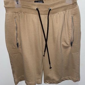 Boohoo Man medium shorts